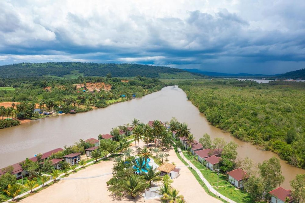 SS Villa Resort