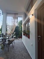 Isidora Apartments