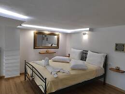 Isidora Apartments