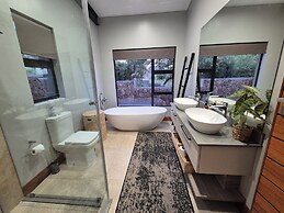 Vula Valla Game and Safaris