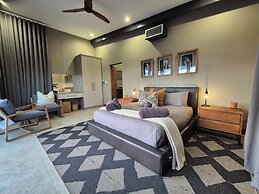 Vula Valla Game and Safaris
