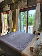 Balay Yuhom