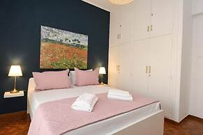Bembo Central Apartment by Checkin