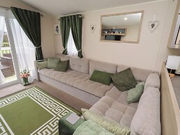 Homeslea 33 Millennium Gardens