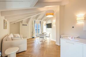 A'mare Luxury Apartments