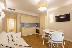 A'mare Luxury Apartments