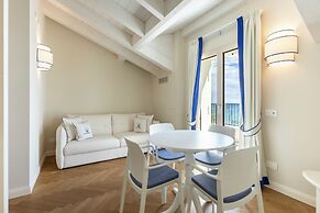 A'mare Luxury Apartments