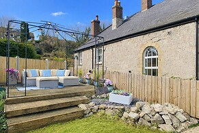 Waterfall Cottage