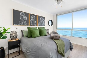 Odeon Towers 808