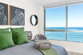 Odeon Towers 808