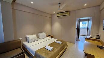 Summer Plaza Resort