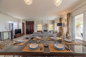 Blue Horizon Villa