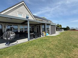 14p Riverfront Villa With Jacuzzi Dock Gameroom