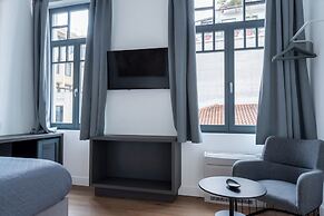 Lofus Art Suites