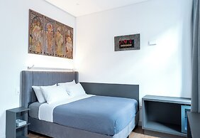 Lofus Art Suites