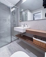 Lofus Art Suites