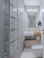 Lofus Art Suites