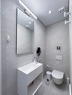 Lofus Art Suites