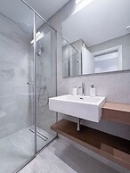 Lofus Art Suites