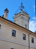 Home Piazza Dell'Orologio