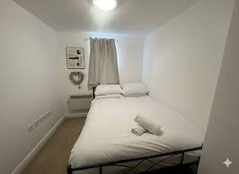 Stylish 2 - Bed Manning Gardens