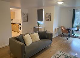 Stylish 2 - Bed Manning Gardens