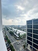 Shore Residences MOA staycation