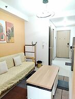 Shore Residences MOA staycation