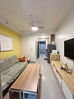 Shore Residences MOA staycation