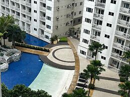 Shore Residences MOA staycation