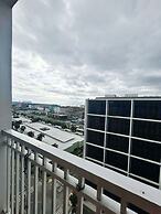 Shore Residences MOA staycation