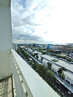 Shore Residences MOA staycation