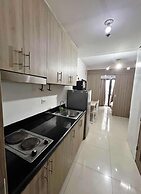 Shore Residences MOA staycation