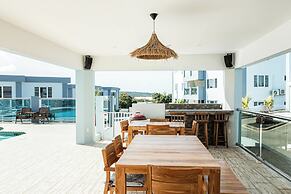 Lyra Vacation Rentals