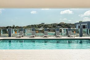 Lyra Vacation Rentals