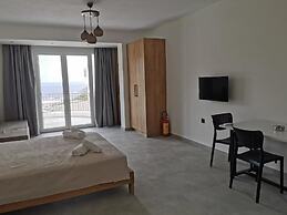 Heliopetra Sea View Studios