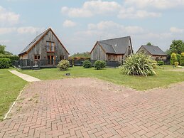 James Ville Marina Lodge 7