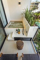 Jungle Retreat Xibalba