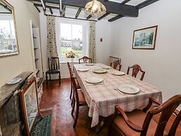 Ivy Cottage