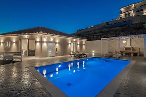 Spartakos Villa Resort