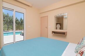 Spartakos Villa Resort