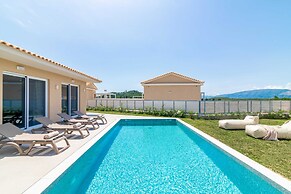 Spartakos Villa Resort