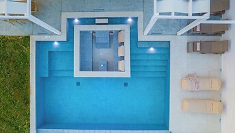 Spartakos Villa Resort