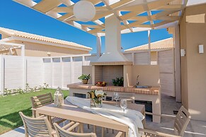 Spartakos Villa Resort