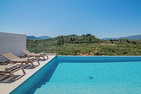 Spartakos Villa Resort