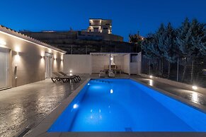 Spartakos Villa Resort