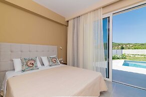 Spartakos Villa Resort