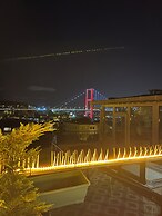 Ortaköy Suit