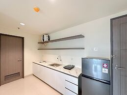 Spacious 1Br With City View At Praxis Apartment
