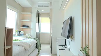 Compact And Cozy Studio At B Residence